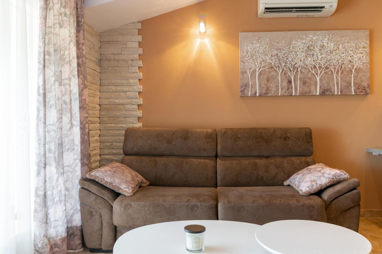 Deluxe Suite Bambi With Panoramic View Zadar Exterior photo