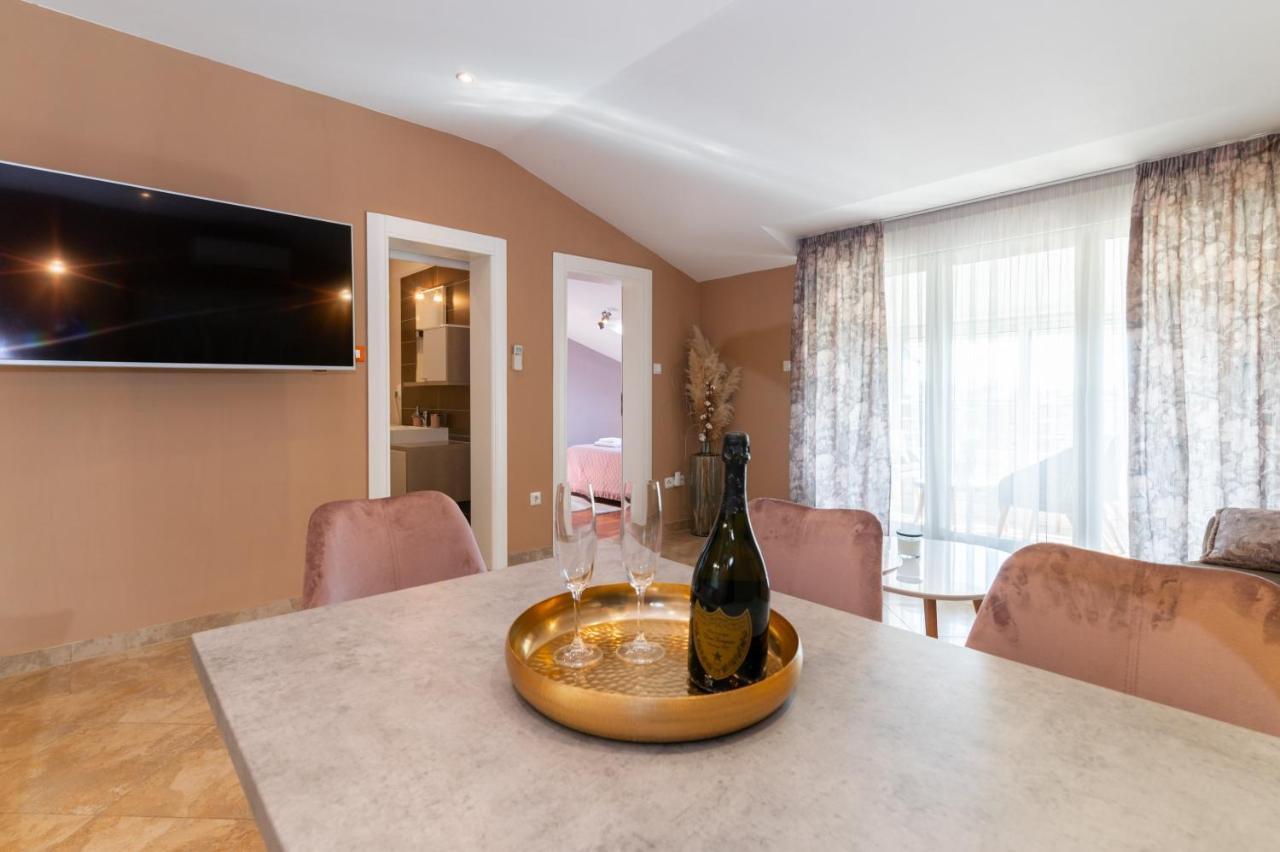 Deluxe Suite Bambi With Panoramic View Zadar Exterior photo